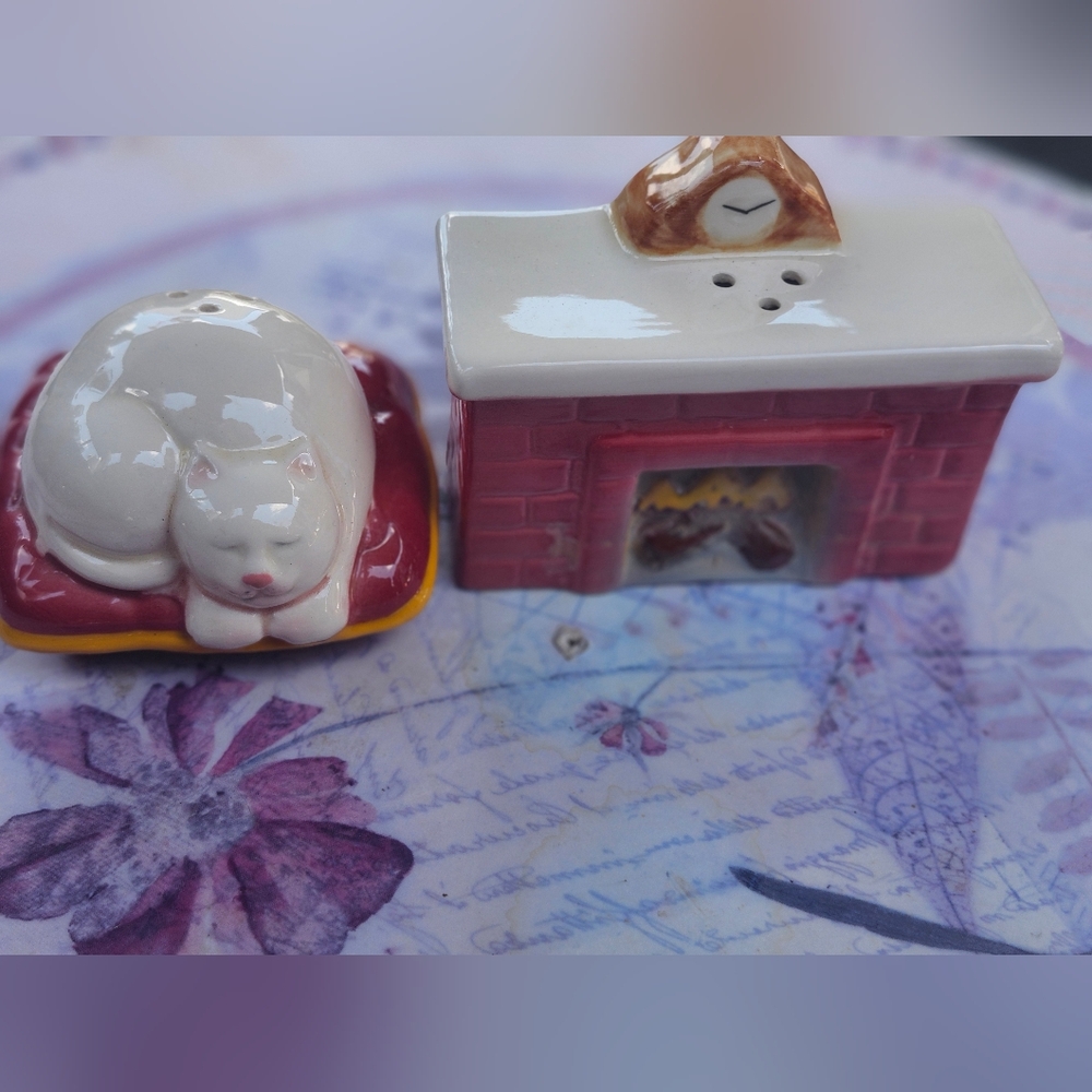 Ceramic Cat and Fireplace Salt and Pepper Shakers - White and Red